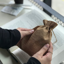 Load image into Gallery viewer, Essential Oil Soap Set (Vegan, Woven Burlap Bag) - Bathing Tapir