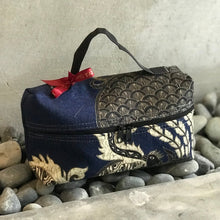 Load image into Gallery viewer, Spa Batik Storage Set - Bathing Tapir