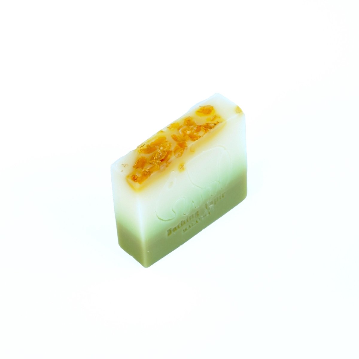 Fig and Basil Leaf Essential Oil Soap Bathing Tapir