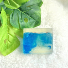Load image into Gallery viewer, Butterfly Pea Flower Sea Cucumber Soap - Bathing Tapir
