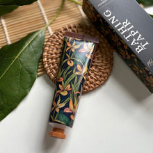 Load image into Gallery viewer, Malayan Lemongrass Sea Cucumber Essential Oil Hand Cream (Non - Vegan) - Bathing Tapir
