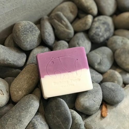Sandalwood and Lavender Essential Oil Soap - Bathing Tapir