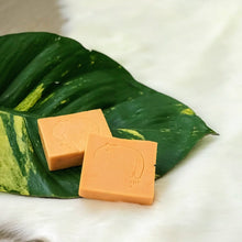 画像をギャラリービューアに読み込む, Black Tea Essential Oil Soap - Bathing Tapir

