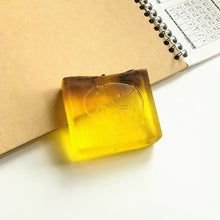 画像をギャラリービューアに読み込む, Olive Essential Oil Soap - Bathing Tapir
